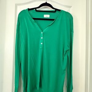 Lou & Grey Vibrant Green Long Sleeve Top